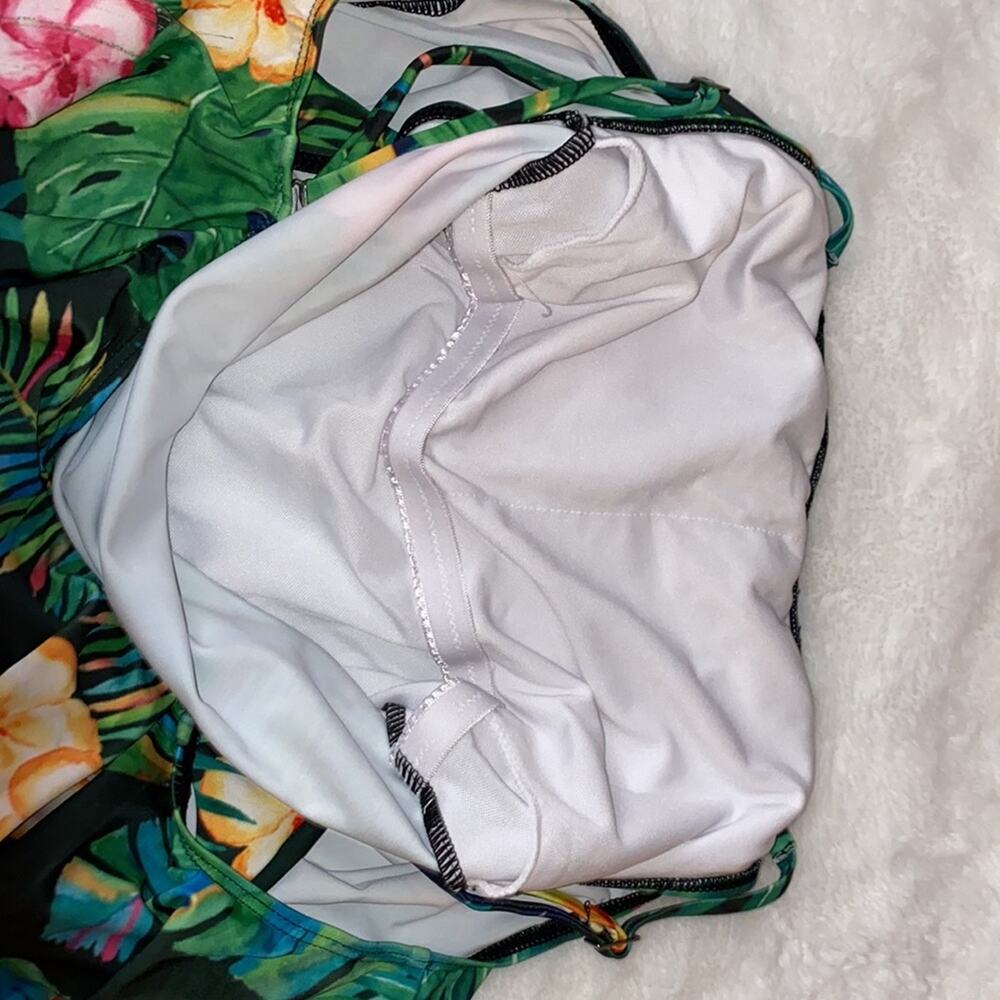 One piece tropical swimsuit - Picture 4 of 5
